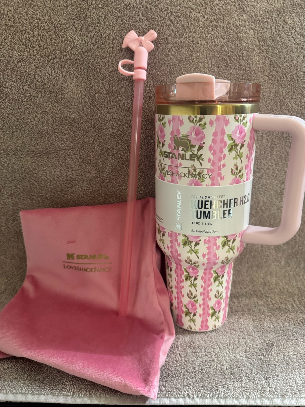 Stanley Love Shack Fancy 40oz Tumbler - Picture 4 of 4
